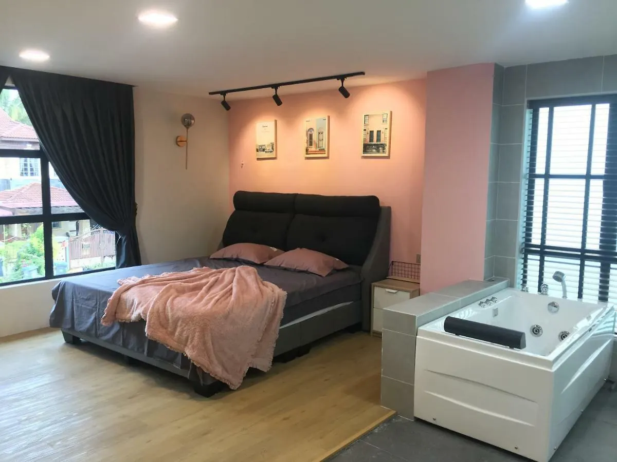 Oneriimba Private Pool & Garden Residence Johor Bahru